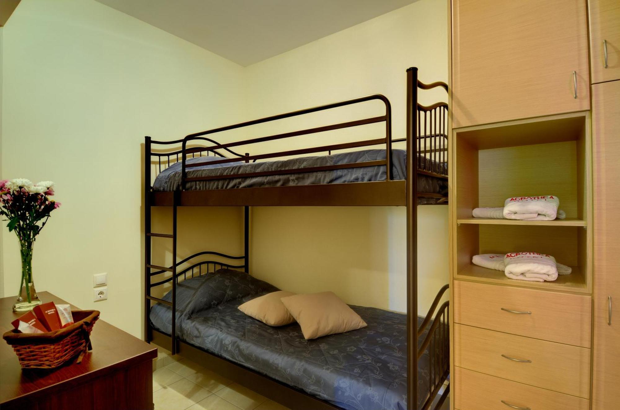 Acrothea Hotel Parga Esterno foto