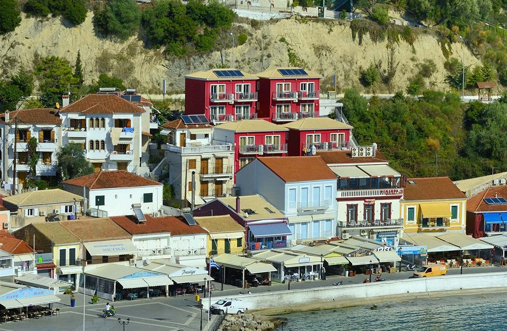 Acrothea Hotel Parga Esterno foto