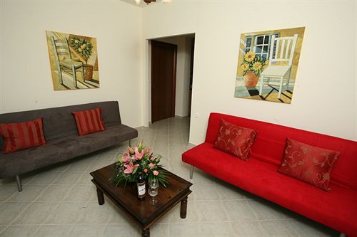 Acrothea Hotel Parga Esterno foto